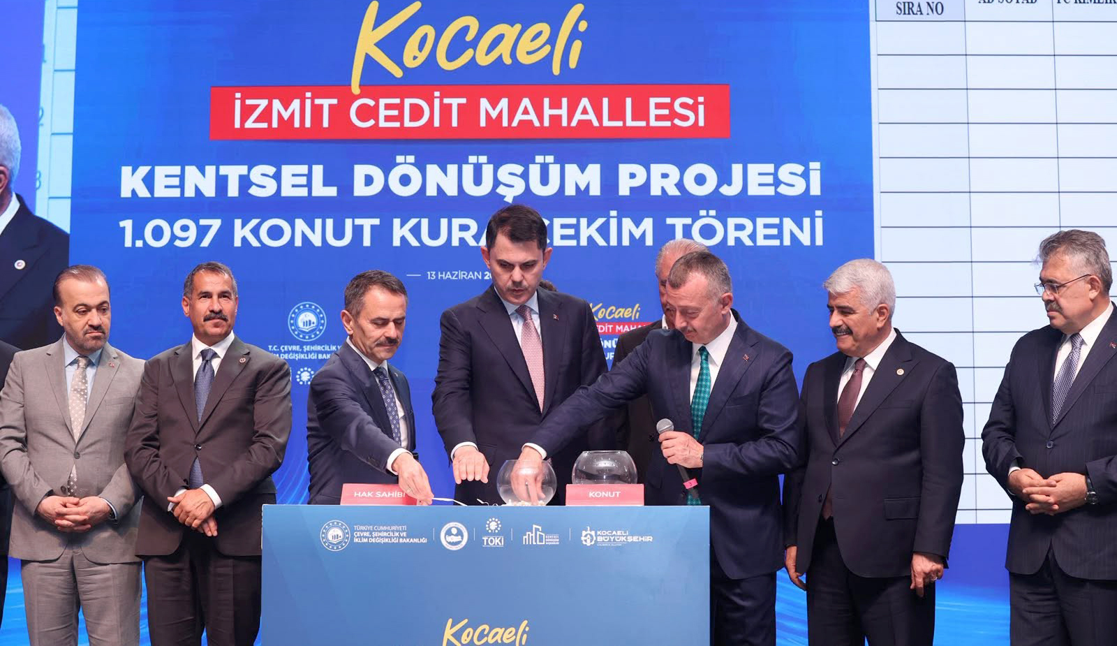 Cedit Kentsel Dönüşüm Projesi kapsamında tamamlanan 1097 konutun kura çekimi