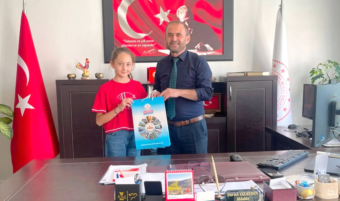 Dilimizin Zenginlikleri Projesi kapsamında düzenlenen ortaokullar arası sözlük yarışmasında birinci