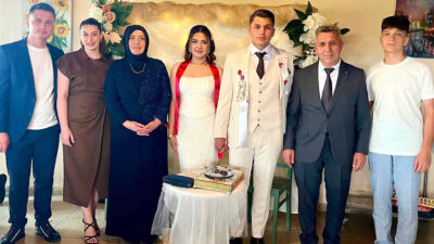 Kandıra Belediye Başkanı Erol Ölmez, oğlu Enes Ölmez’in nişan törenini