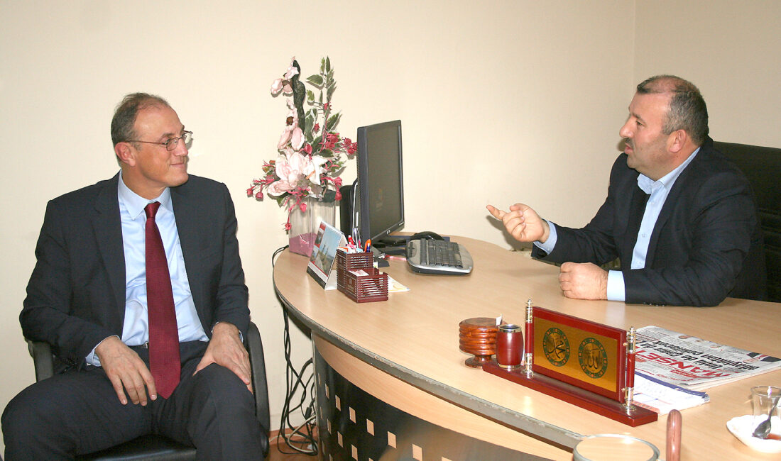 CHP eski Genel Başkan Yardımcısı ve eski Kocaeli Milletvekili Prof.