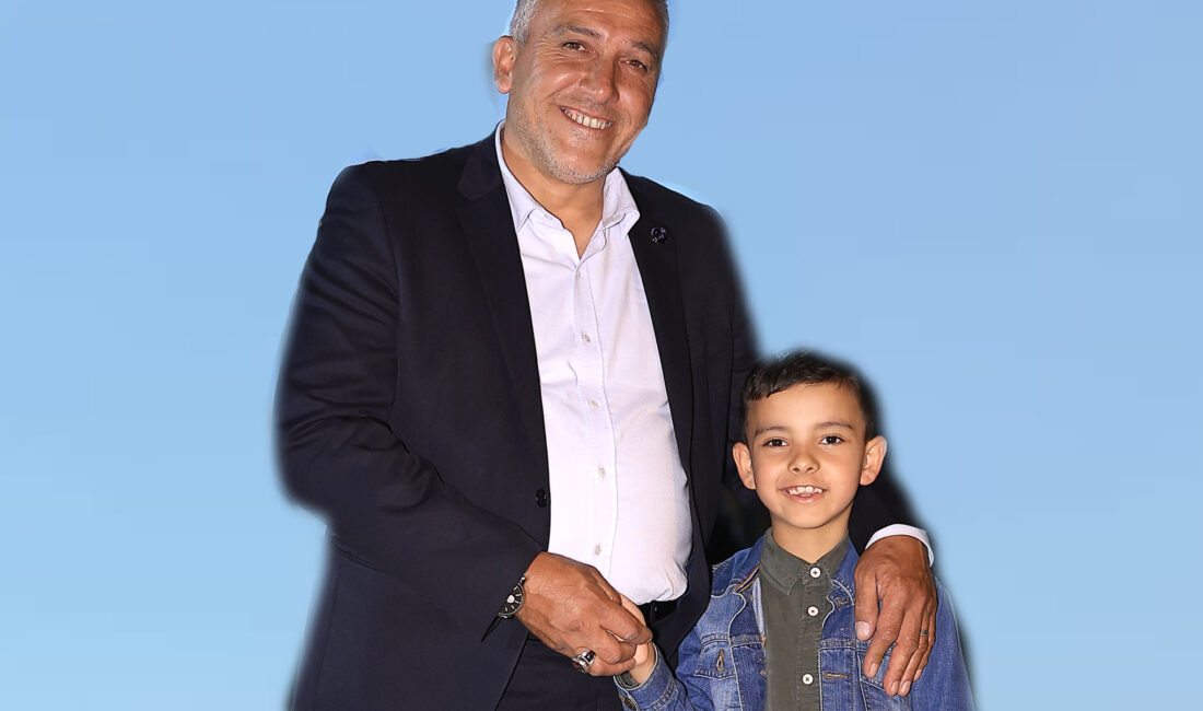 Kandıra Anahtar Parti İlçe Başkanı Hakan Akbaş ve eşi Melek