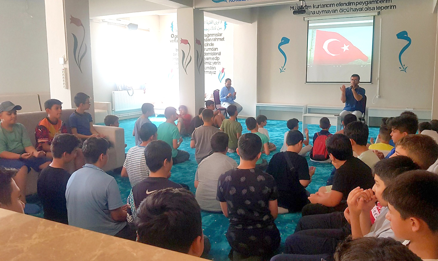 Kandıra İlçe Müftülüğü Gençlik Koordinatörlüğü tarafından “Önce Sabah Namazı, Sonra