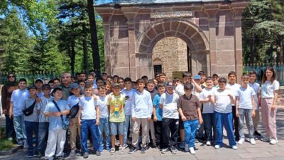 Kandıra İmam Hatip Ortaokulu öğrencileri, düzenlenen gezi kapsamında Bilecik ve