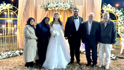 Kandıra’nın tanınan esnaflarından Şaban Şenol’un kızı Yasemin Şenol, Balcı Mahallesi’nde