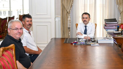 Kandıra Kerpe Mahalle Muhtarı Olcay Aktaş ile eski Muhtar Adnan