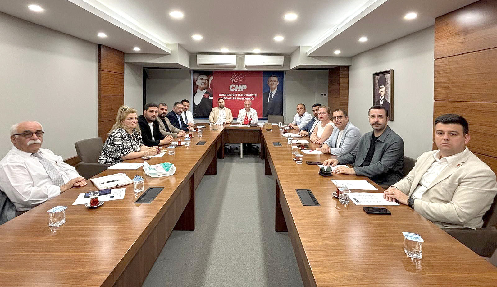 CHP Kocaeli İl Başkanlığı, olağanüstü kurultay talebi kapsamında kurultay delegelerinin