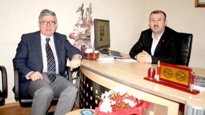 Kandıra'nın eski belediye başkanlarından Kenan Evin, 54 yıldır üyesi olduğu