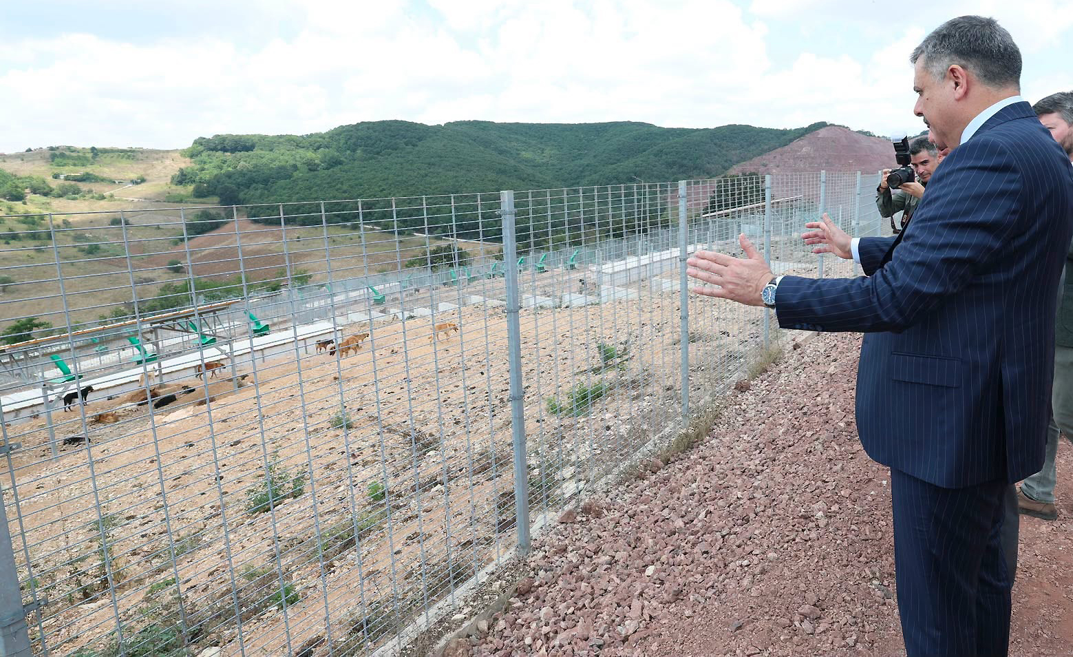 İçişleri Bakanı Mustafa Çiftçi, Kocaeli Büyükşehir Belediyesi Hayvan Barınağı'nda yaptığı