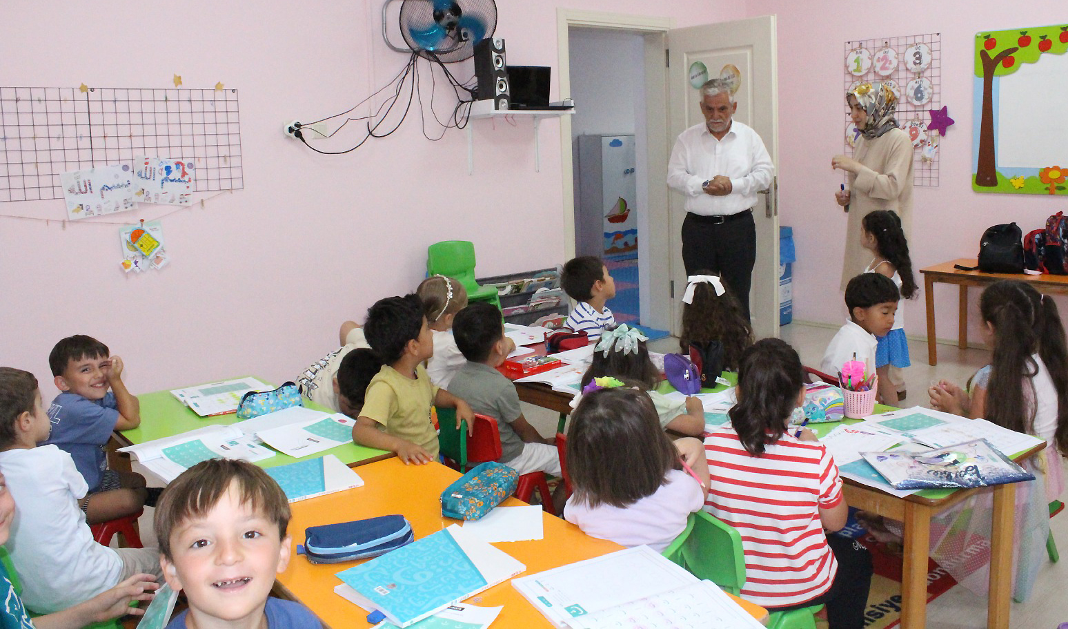 Kandıra İlçe Müftüsü Adem Gülmek, ilçe merkezindeki Yaz Kur'an Kurslarını