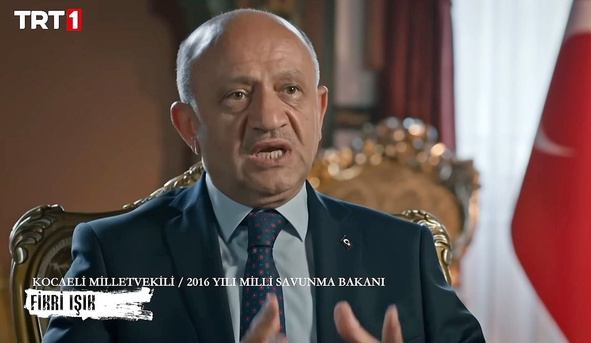 Kocaeli eski Milletvekili Fikri Işık, TRT 1'de yayınlanan "Asırlık Gece"