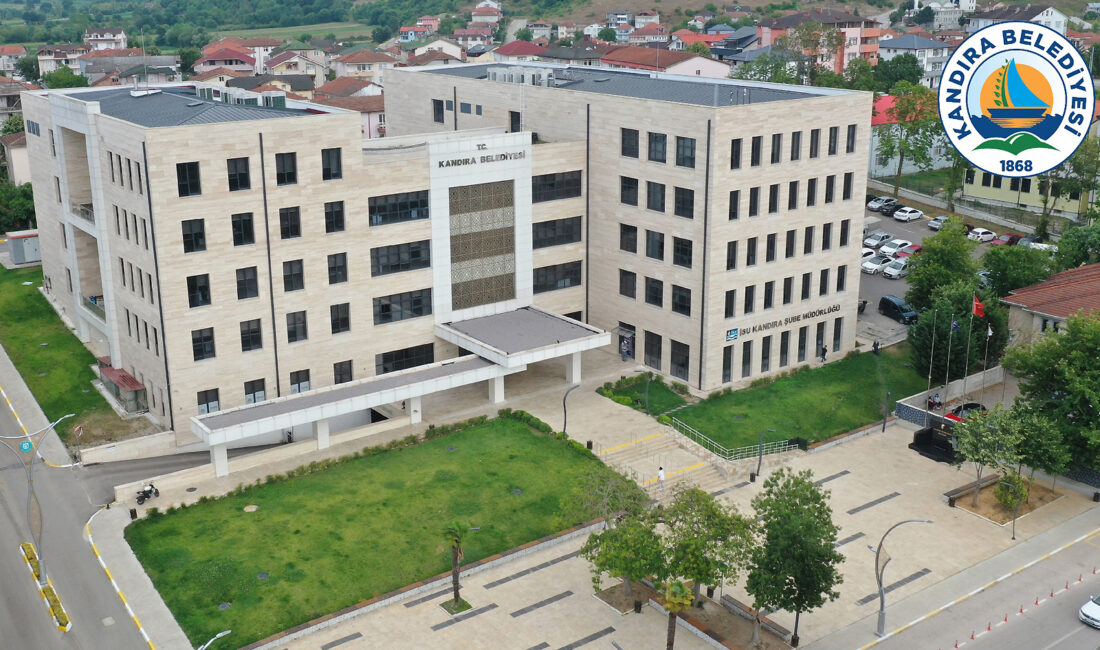 Kandıra Belediyesi, ilçenin farklı noktalarında bulunan 10 ticari alanı kiraya