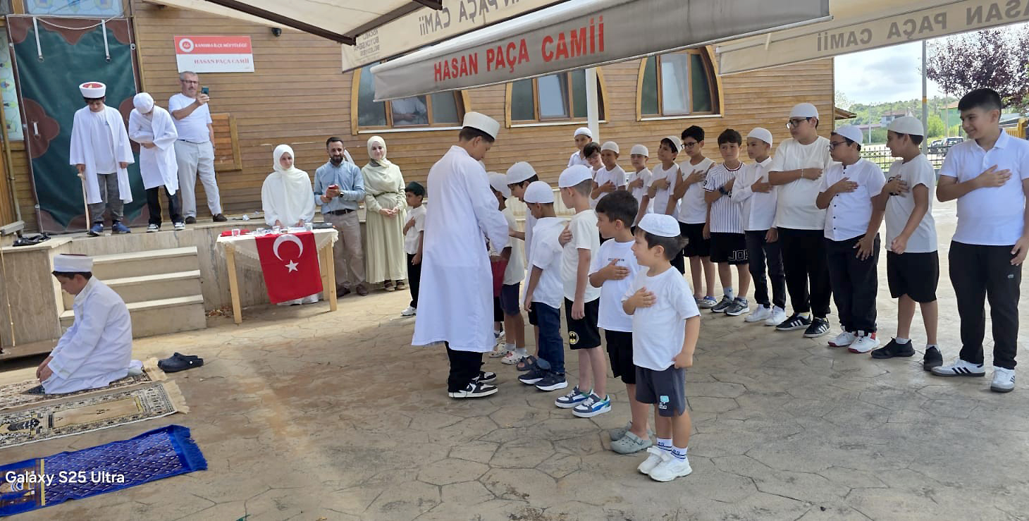 Kandıra Kefken Hasan Paça Camii’nde düzenlenen Yaz Kur’an Kursu, öğrencilerin