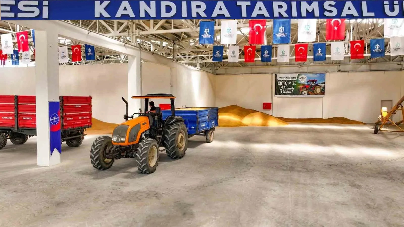 Kandıra'da geçen ay hizmete açılan Tarımsal Ürün Depolama ve Değerlendirme