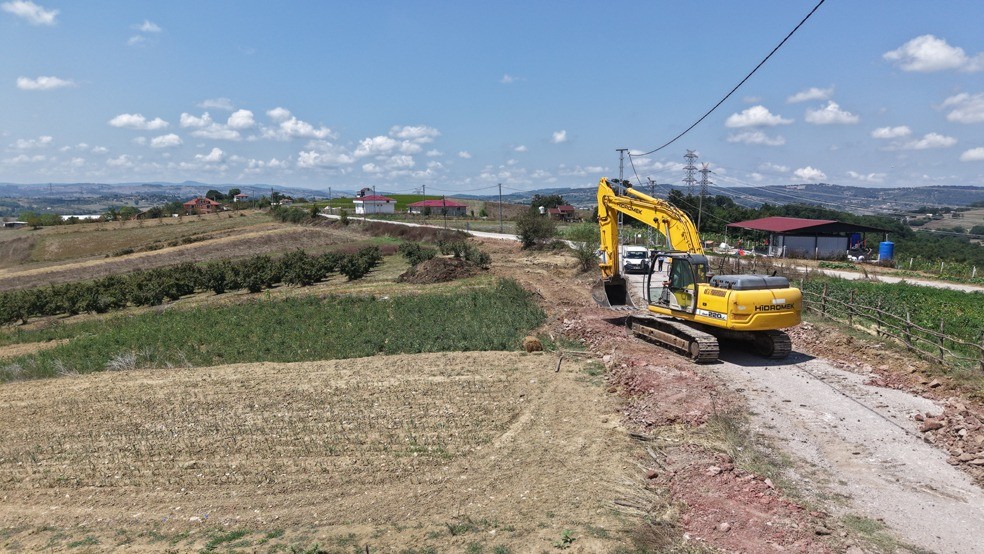 Kandıra Belediyesi, 2026 fındık hasadı öncesinde üreticilerin bahçe ve tarlalarına