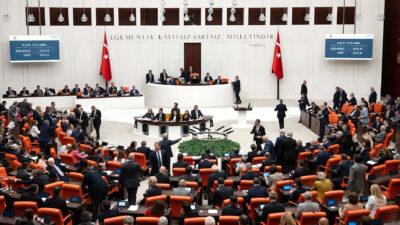 TBMM Genel Kurulu’nda günlerdir süren görüşmelerin ardından “Milli Dayanışma ve