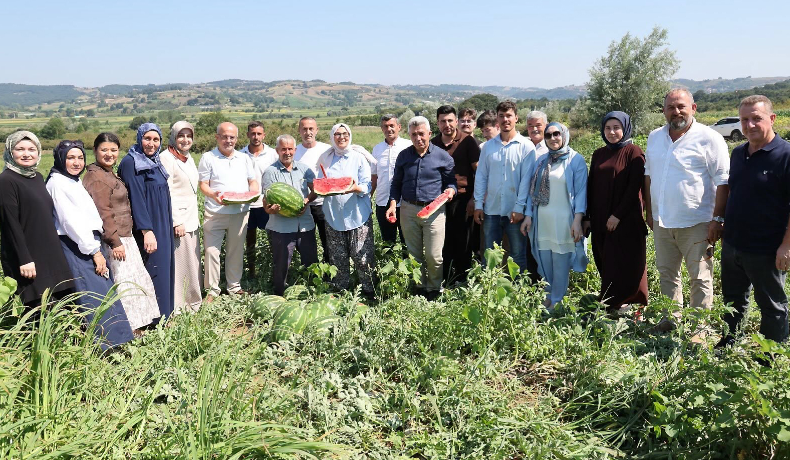 AK Parti Kocaeli Milletvekili Radiye Sezer Katırcıoğlu, Sertan Kulaç ve