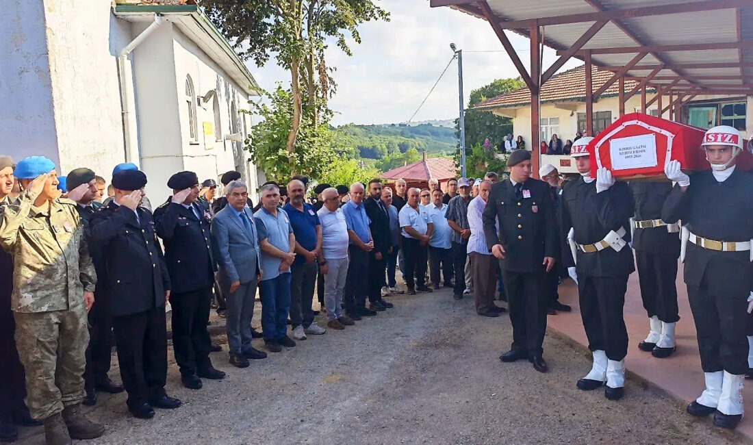 Kandıra Çalköy’de yaşayan 73 yaşındaki Kıbrıs Gazisi Kerim Ersoy hayatını