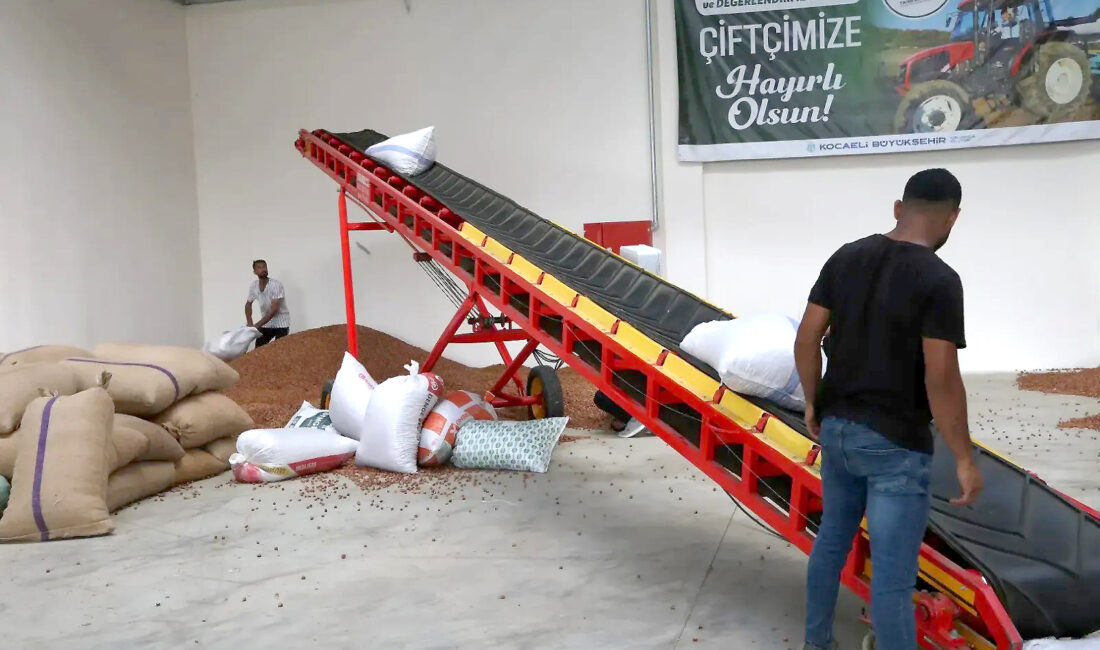 Kandıra’da Kocaeli Büyükşehir Belediyesi tarafından hizmete sunulan Tarımsal Ürün Depolama