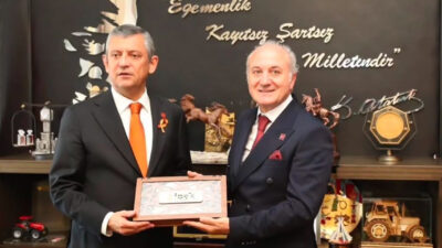 CHP'den istifa ederek YENİ Parti saflarına katılan Erdem Arcan, YENİ