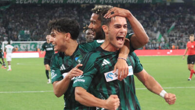 Kocaelispor, Konyaspor deplasmanında 1-0 geriye düştüğü mücadeleyi Haidara ve yeni