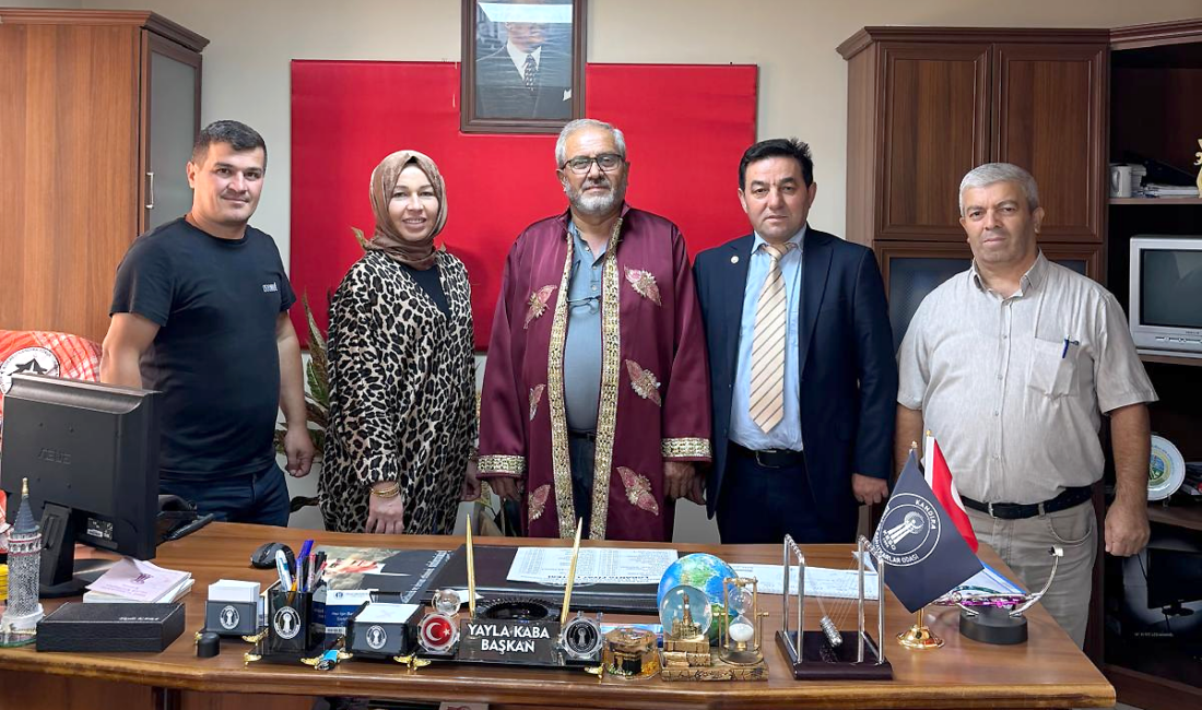 Kandıra Esnaf ve Sanatkârlar Odası Başkanı Yayla Kaba ve yönetimi,