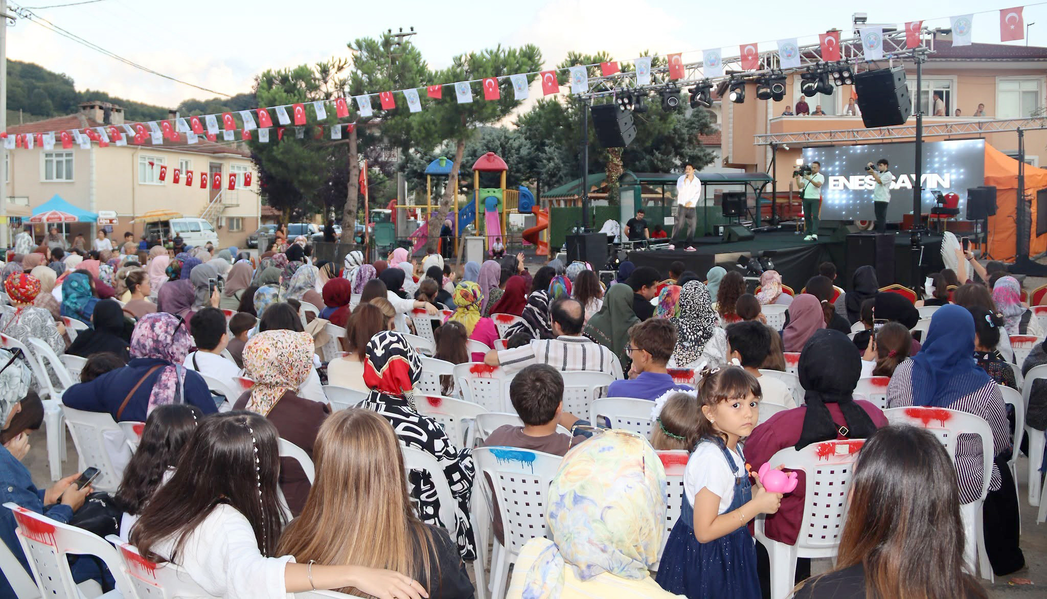 Kandıra Pınarlı’da bu yıl üçüncüsü düzenlenen Yaz Şenliği, mevlit, çocuk