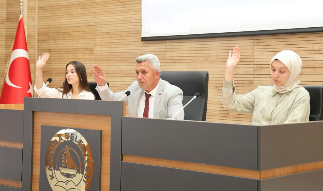 Kandıra Belediye Meclisi’nin eylül ayı toplantısında 3 gündem maddesi oy