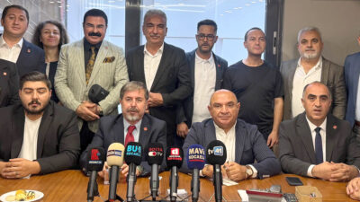 CHP Genel Başkan Yardımcısı Tahsin Tarhan, Kocaeli İl Örgütü ziyaretinde