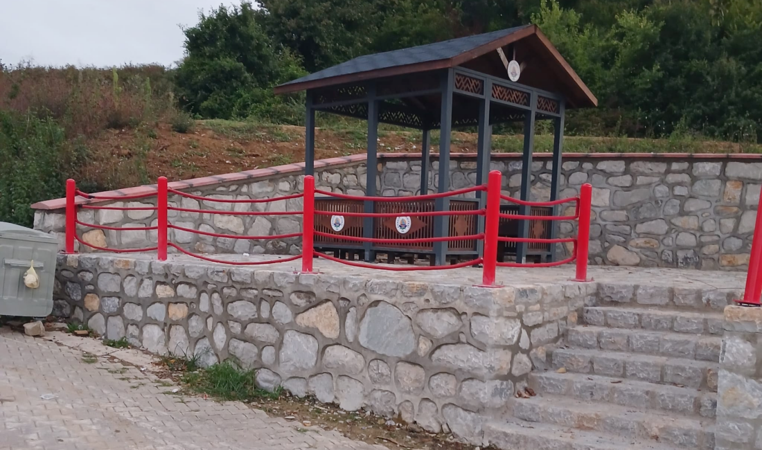 Kandıra’da yenilenen tarihi Hatıp Pınarı, peyzajı ve oturma alanlarıyla güzel