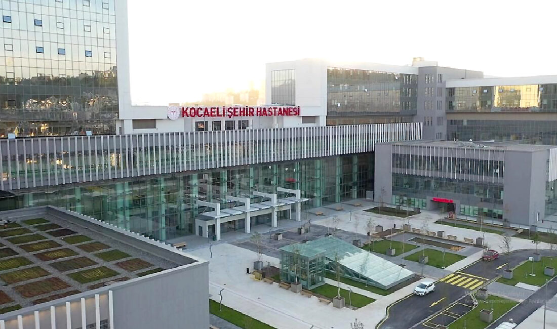Kocaeli Şehir Hastanesi’nde temizlik, güvenlik, yemek, çamaşırhane ve hasta yönlendirme