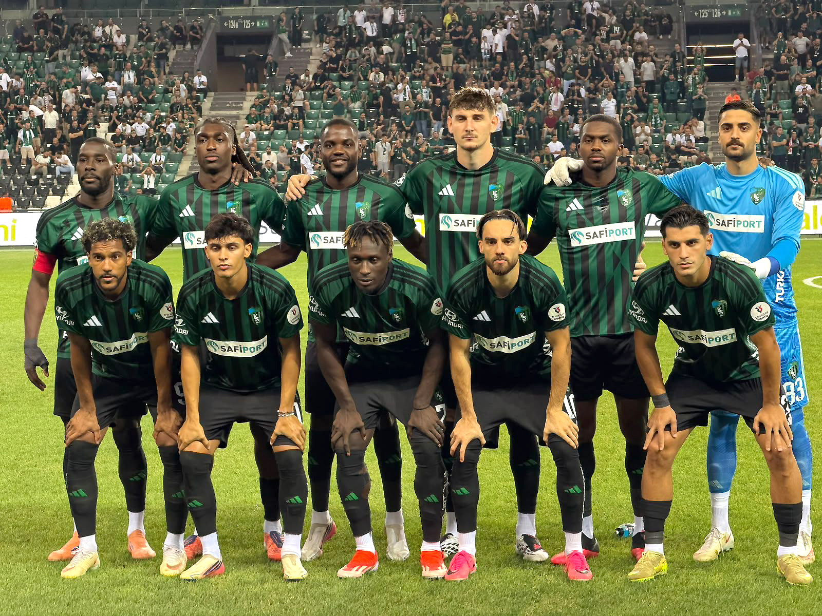 Kocaelispor, Süper Lig’in 4. haftasında sahasında Samsunspor’u Florian Aye’nin 27.