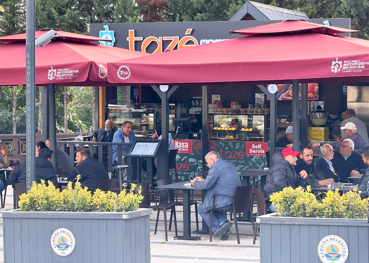 Kandıra’ya Yeni Lezzet Noktası! Taze Kruvasan&Kahve Kapılarını Açtı