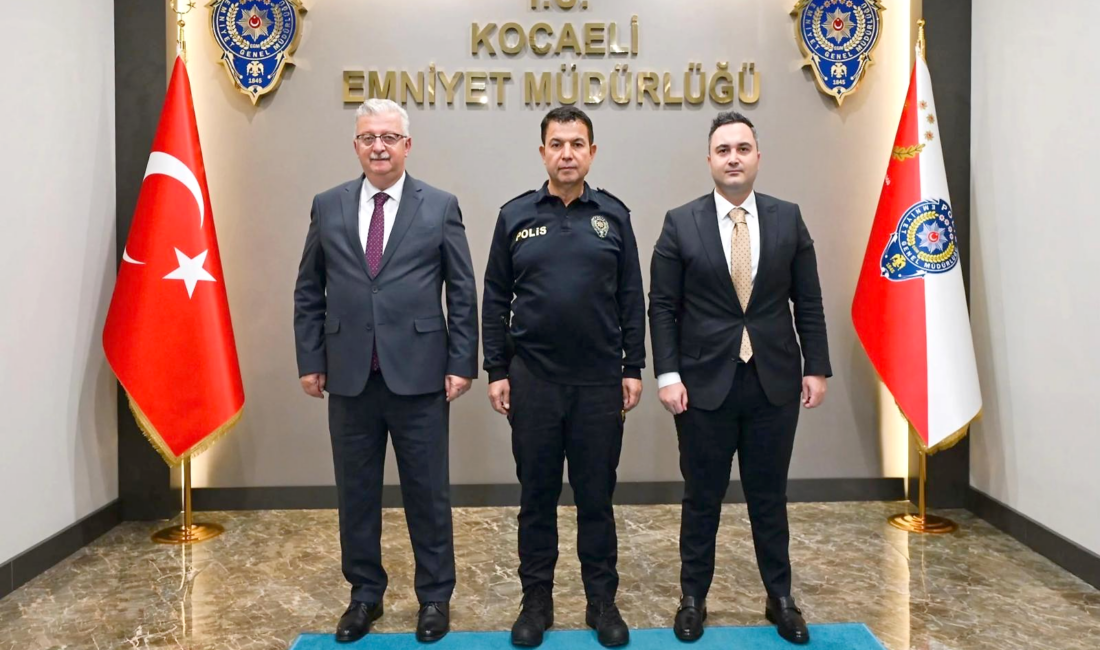 Kandıra Kaymakamı Ömer Lütfi Yaran ve Cumhuriyet Başsavcısı Muhammet Sefa