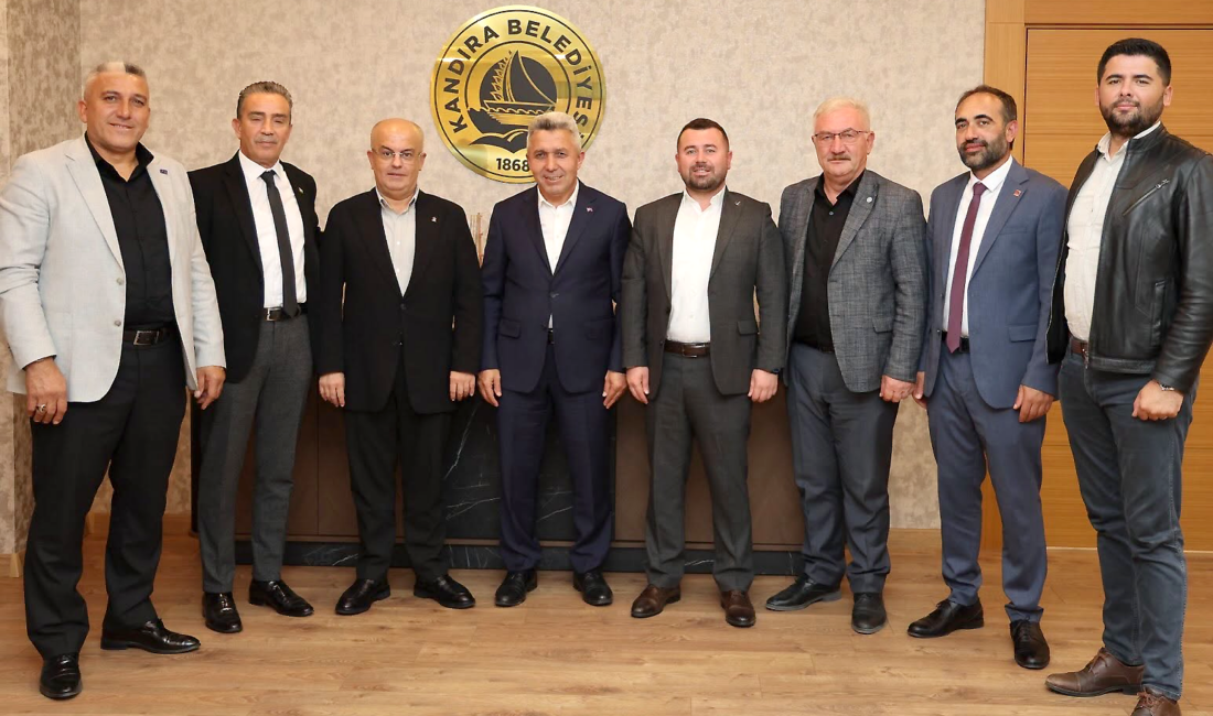 Kandıra’da siyasi parti ilçe başkanları, Belediye Başkanı Erol Ölmez’i makamında