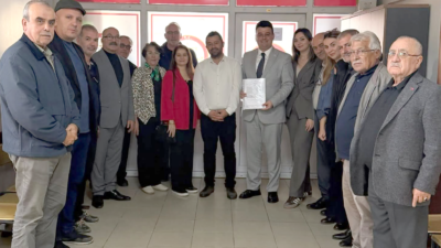 YENİ Parti Kandıra İlçe Başkanı Gürcan Yalçıntuğ, kongrenin ardından mazbatasını