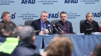 Kocaeli’de sel sonrası temizlik ve hasar tespit çalışmaları sürerken, afetten