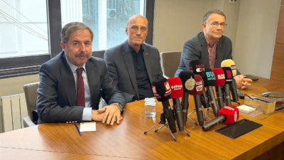 Kandıralı Prof. Dr. Hurşit Güneş, CHP Kocaeli İl Başkanlığı ziyaretinde